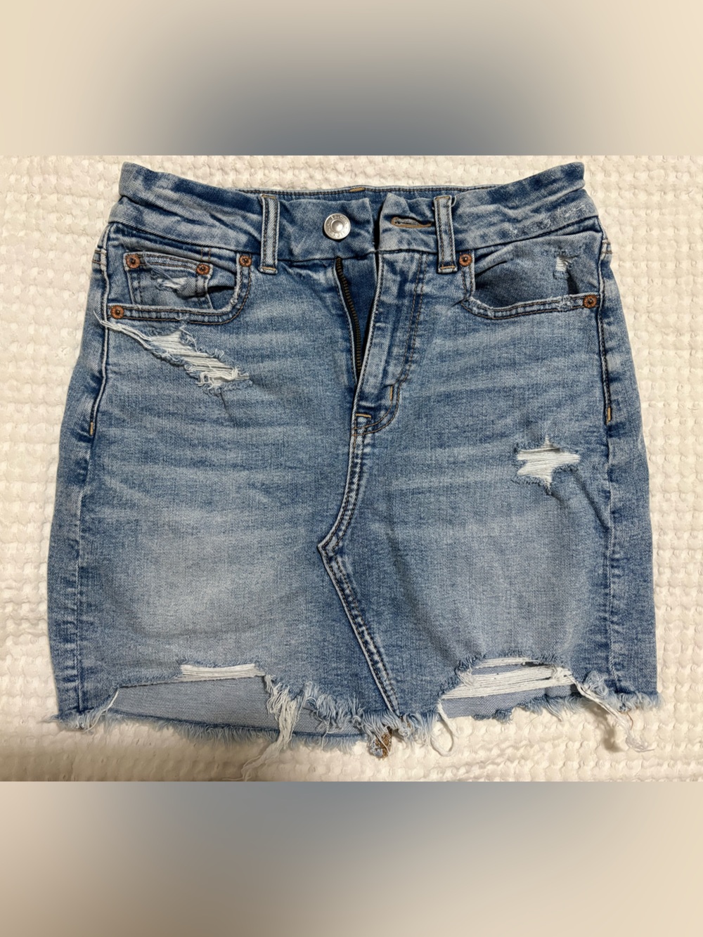 American Eagle Outfitters Light Blue Distressed Denim Shorts